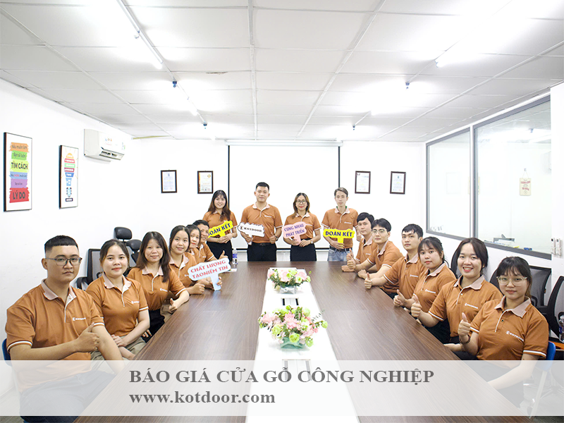 Đơn vị cung cấp cửa gỗ công nghiệp giá rẻ tại xưởng 