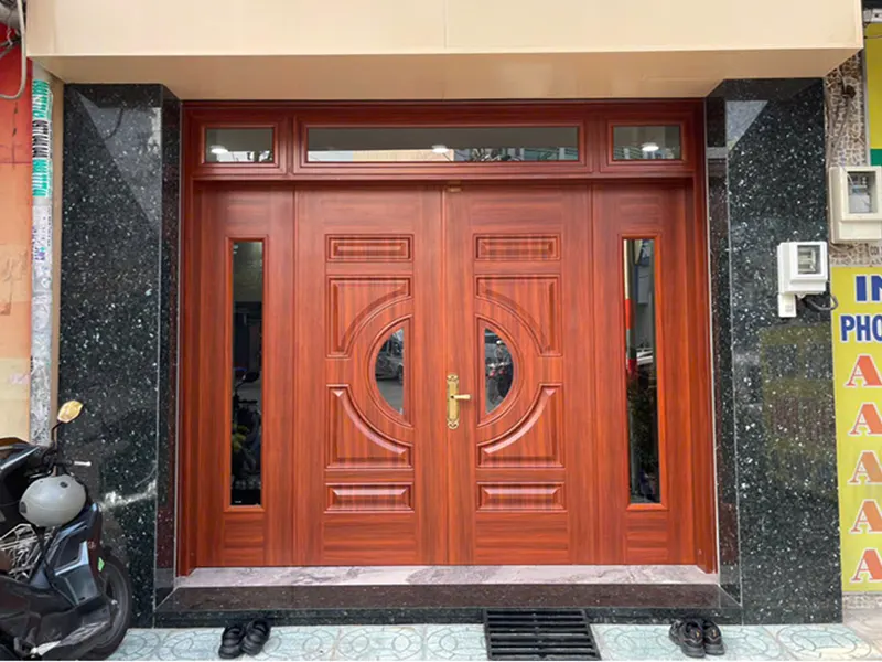 Cửa thép vân gỗ Koffmann có bao nhiêu loại trên thị trường