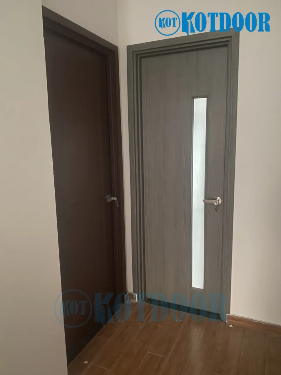 Cửa nhựa composite ô kính