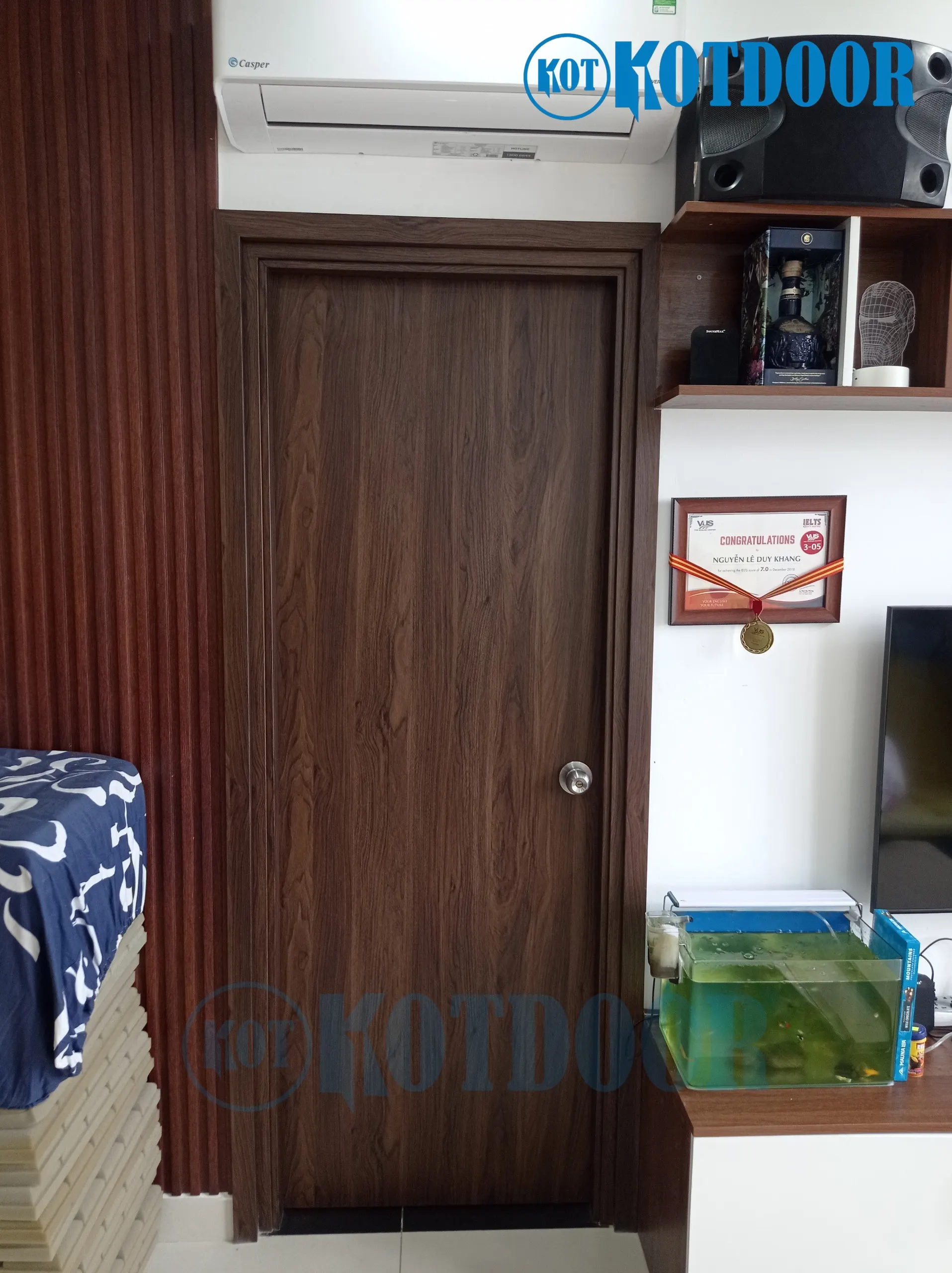 Cửa nhựa composite phòng ngủ mẫu phẳng